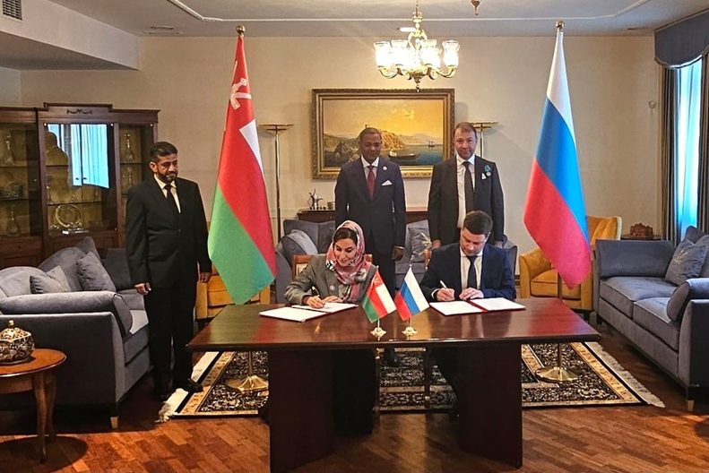Sultan Qaboos University and Saint Petersburg University sign a cooperation agreement Sultan Qaboos University and Saint Petersburg University sign a cooperation agreement
