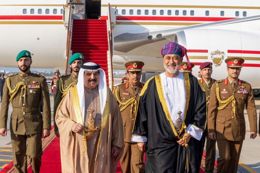 King of Bahrain arrives as honoured guest in Oman King of Bahrain arrives as honoured guest in Oman