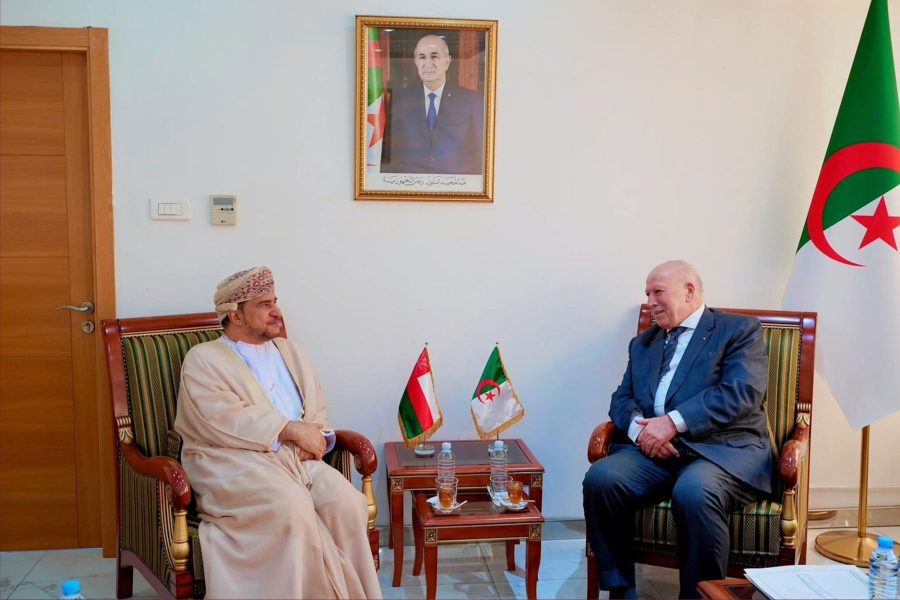 Algeria: Minister of Industry receives Oman’s Ambassador