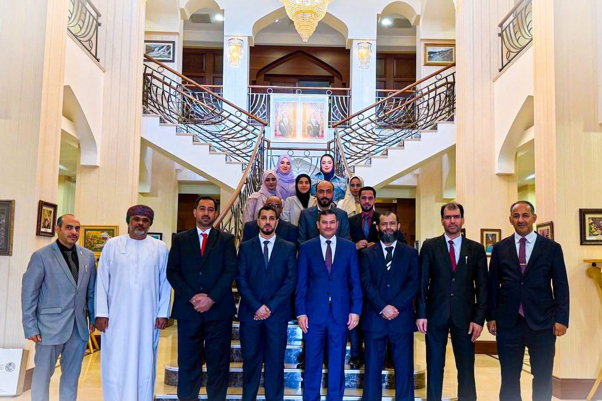 تركيا: السفارة تستقبل وفدا من إخصائي الوثائق الحكوميين تركيا: السفارة تستقبل وفدا من إخصائي الوثائق الحكوميين