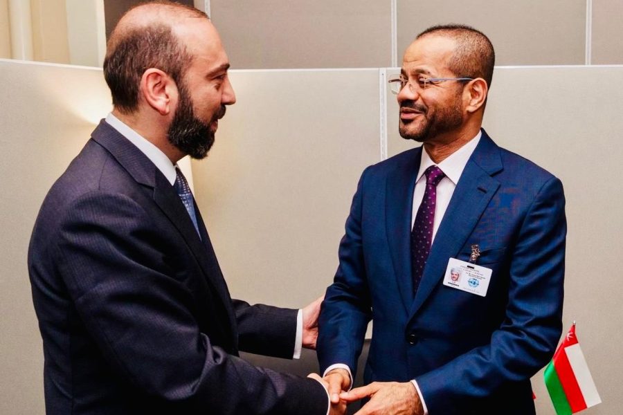 معالي السيد وزير الخارجية يلتقي نظيره الأرميني في نيويورك معالي السيد وزير الخارجية يلتقي نظيره الأرميني في نيويورك