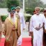 جلالةُ السُّلطان المعظّم يودّع أخاه ملك البحرين