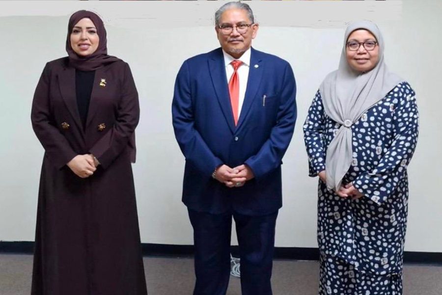 بروناي دار السلام: الوزير الثاني للشؤون الخارجية يستقبل سفيرة سلطنة عمان بروناي دار السلام: الوزير الثاني للشؤون الخارجية يستقبل سفيرة سلطنة عمان