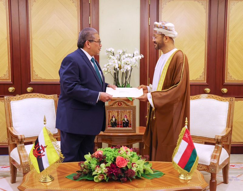 جلالة السلطان المعظم يتلقى رسالة خطية من سلطان بروناي