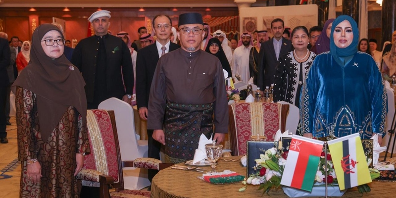 بروناي: سفارةُ سلطنةِ عُمان تحتفل باليوم الوطني