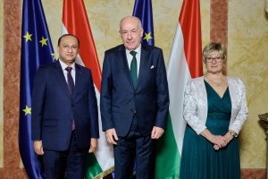 المجر: سفير سلطنة عمان يحضر حفل الرئيس بمناسبة العام الجديد