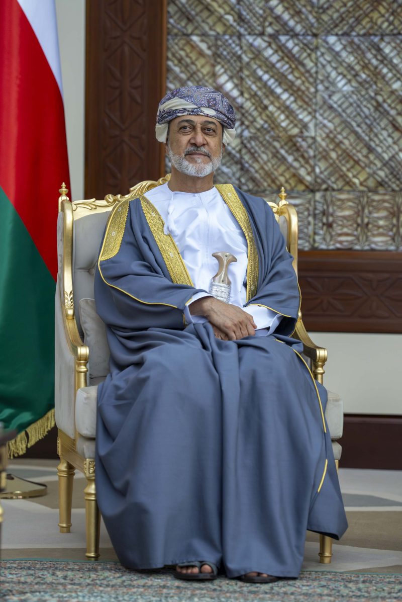 مراسمُ استقبال رسميةٌ لجلالةِ السُّلطان المعظم بمقرّ رئاسة الجمهوريّة الجزائريّة