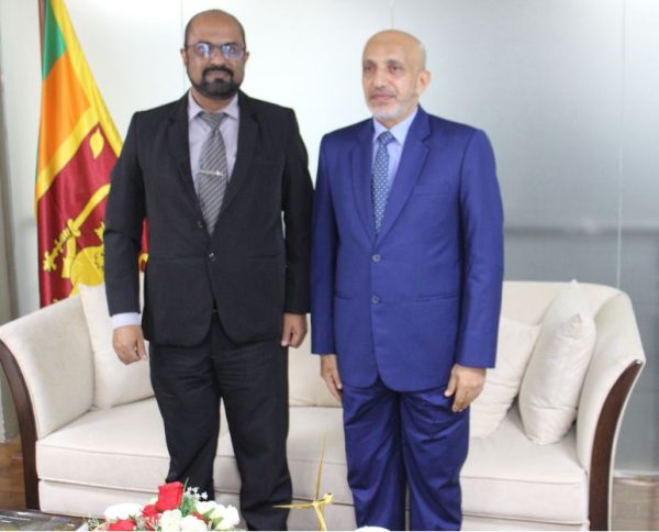 Sri Lanka: Minister of Energy receives Oman's Ambassador