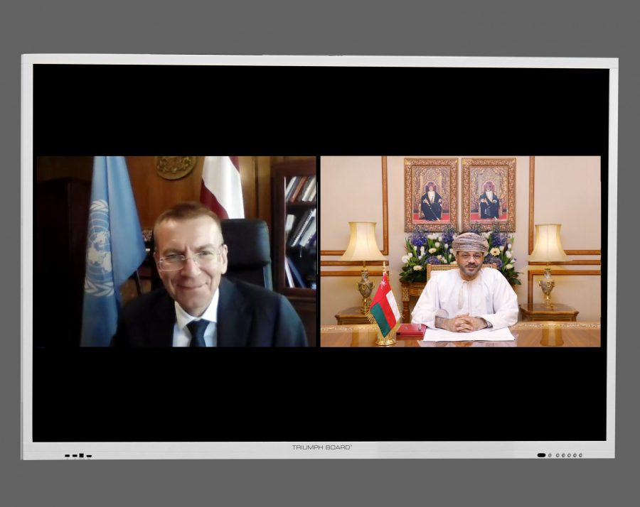 FMholdsmeetingwithLatviancounterpart