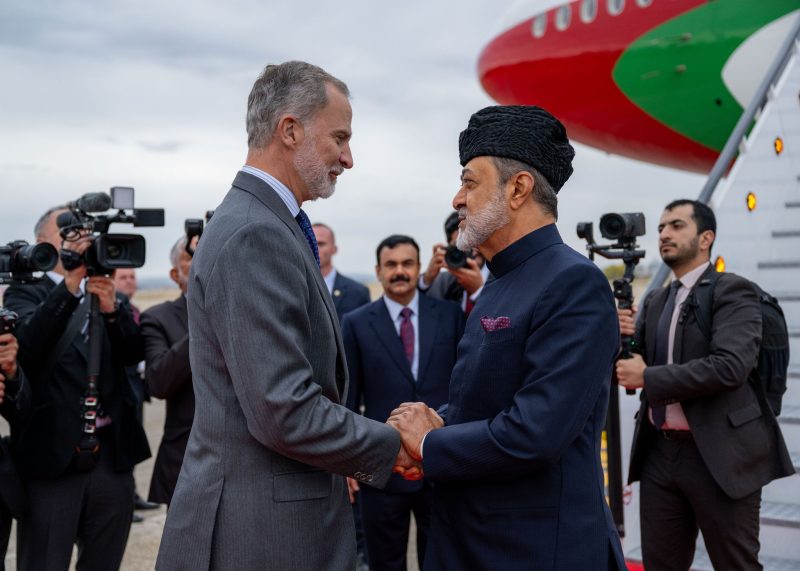 جلالة السُّلطان المعظم يختتم زيارته إلى إسبانيا