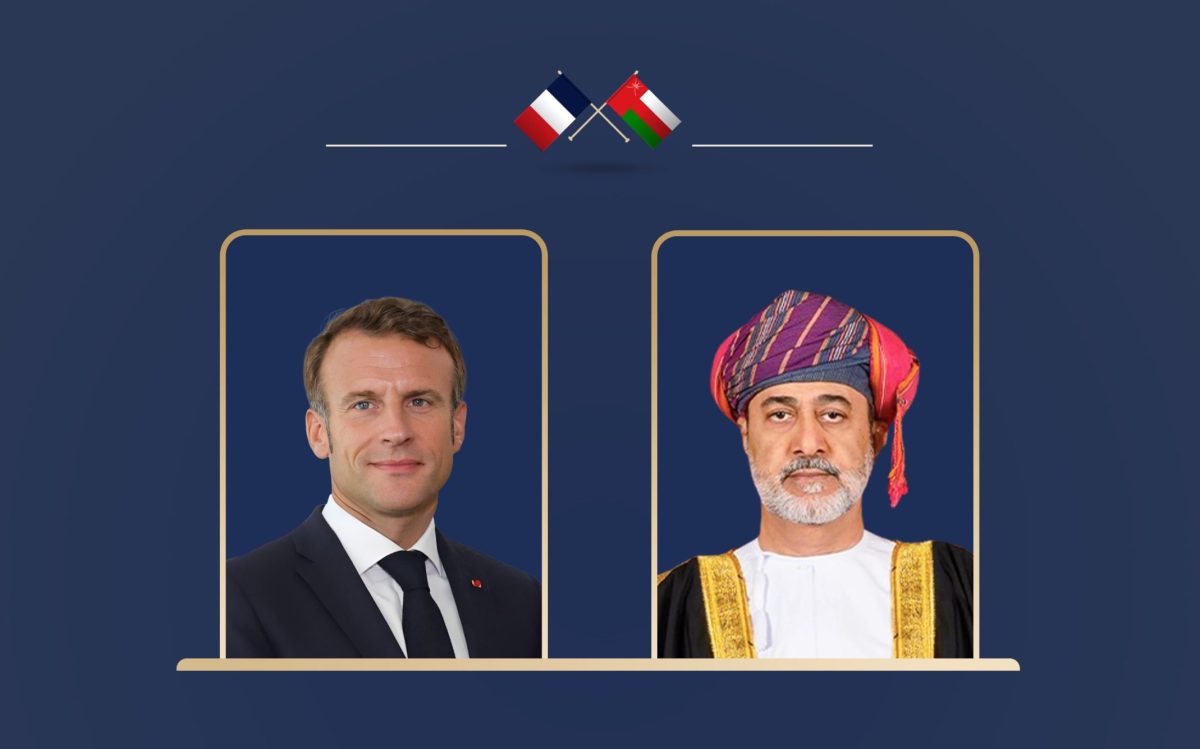بحث حضرة صاحب الجلالة السلطان هيثم بن طارق المعظم ـ حفظه الله ورعاه ـ وفخامة الرئيس إيمانويل ماكرون، رئيس الجمهورية الفرنسية الصديقة، خلال اتصال هاتفي اليوم، مستجدات الأوضاع في المنطقة، والجهود الدبلوماسية المبذولة لتقريب وجهات النظر بما يدعم الأمن والاستقرار، ويساعد على ضمان حرية الملاحة البحرية وحركة التجارة الدولية. جلالة السلطان والرئيس الفرنسي يبحثان مستجدات الأوضاع في المنطقة