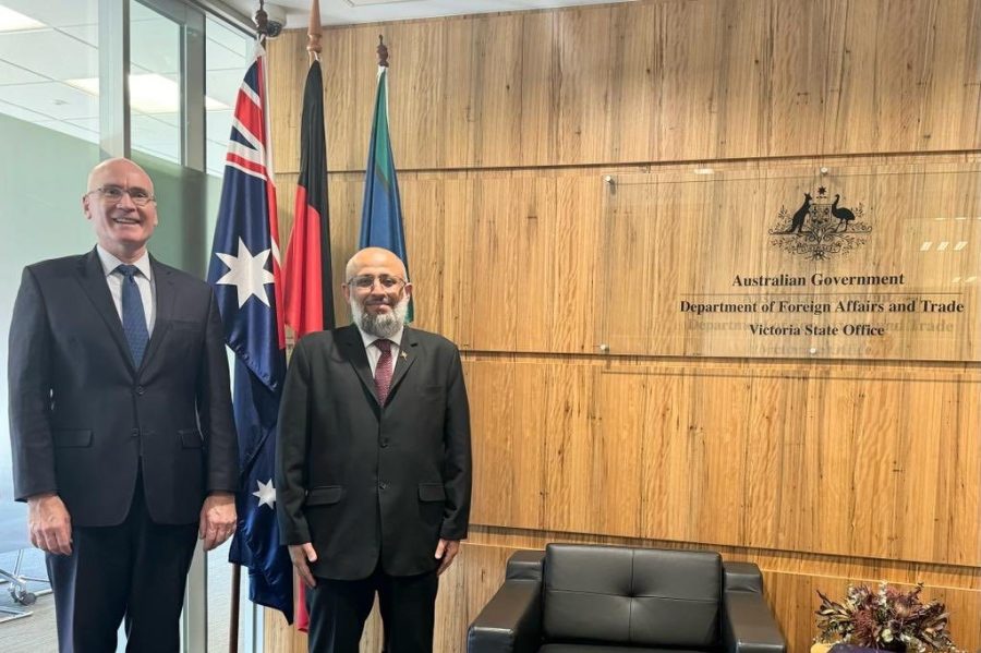 GCVzDHWacAA7NmS Australia: The Australian Foreign Ministry bids farewell to His Excellency the Doctor on the occasion of the end of his work duties