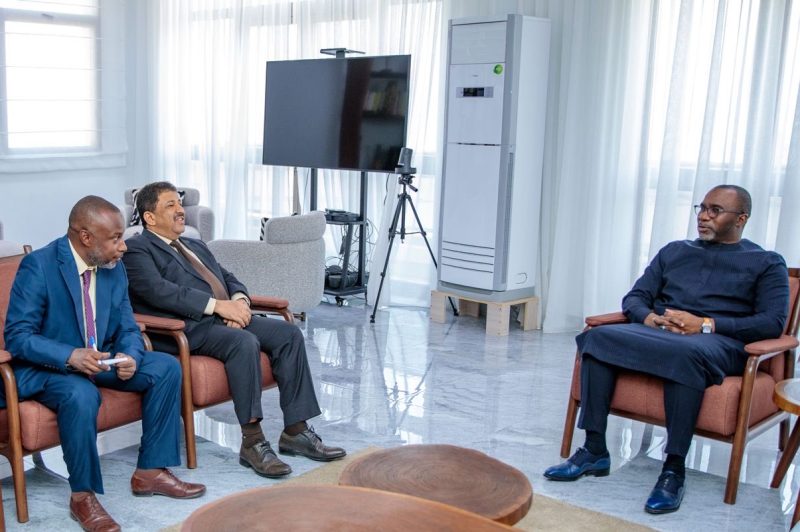 Senegal: Head of the Sultanate of Oman’s mission meets the Minister of Economy and Cooperation