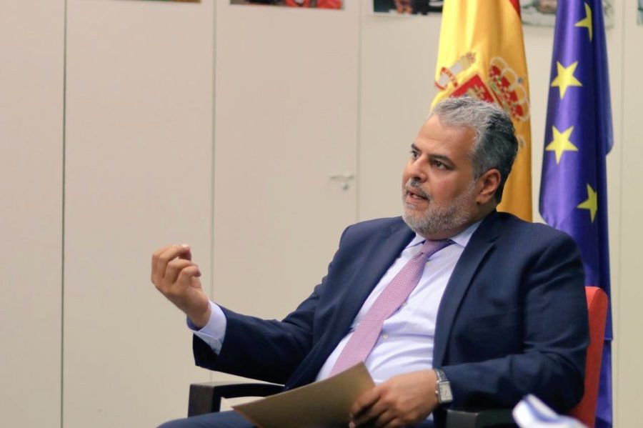 GRBvrHUXQAAmSax Spain: The Ambassador of the Sultanate of Oman delivers a lecture at the Institute of Strategic and International Studies