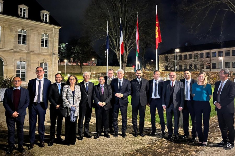 فرنسا: سفير سلطنة عُمان يلتقي رئيس مجلس إقليم نورماندي لتعزيز العلاقات الثنائية فرنسا: سفير سلطنة عُمان يلتقي رئيس مجلس إقليم نورماندي لتعزيز العلاقات الثنائية