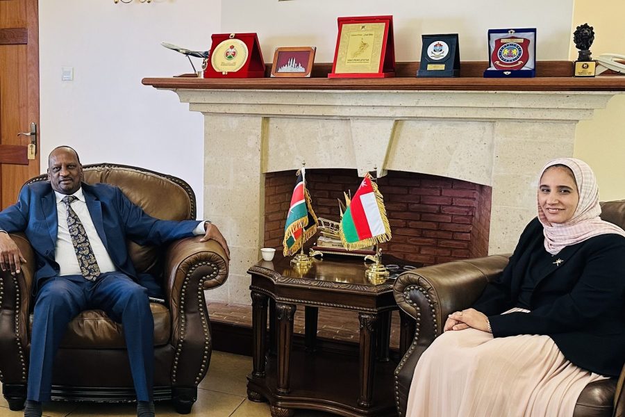 كينيا: سفيرة سلطنة عُمان تبحث تعزيز التعاون المصرفي مع الرئيس التنفيذي لبنك Premier كينيا: سفيرة سلطنة عُمان تبحث تعزيز التعاون المصرفي مع الرئيس التنفيذي لبنك Premier