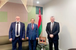 المجر: سفير سلطنة عُمان يبحث التعاون في مجال إدارة المياه