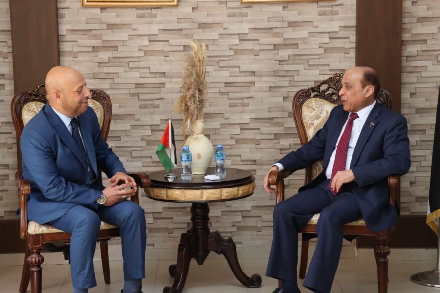 فلسطين: رئيس البعثة يلتقي وزير النقل والمواصلات فلسطين: رئيس البعثة يلتقي وزير النقل والمواصلات