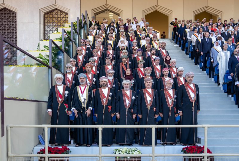 جلالةُ السُّلطان المعظّم القائدُ الأعلى يشملُ برعايته السّامية الاستعراضَ العسكريَّ الكبيرَ بمناسبة اليوم الوطنيّ المجيد