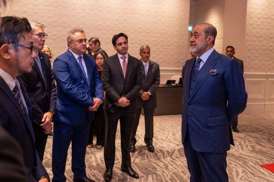 His Majesty Meets Siungapore Business leaders 2 His Majesty Meets Singapore Business leaders 2