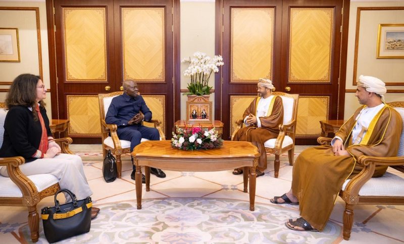 معالي السيد وزير الخارجية يستقبل المدير العام لمنظمة العمل الدولية