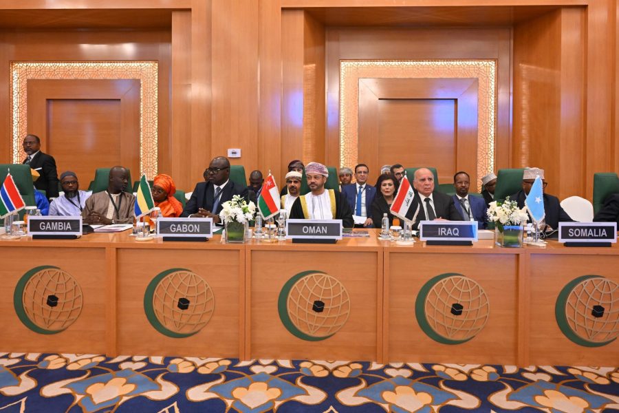 وزير الخارجية يترأس وفد سلطنة عُمان في الاجتماع الاستثنائي لمنظمة التعاون الإسلامي بجدة وزير الخارجية يترأس وفد سلطنة عُمان في الاجتماع الاستثنائي لمنظمة التعاون الإسلامي بجدة