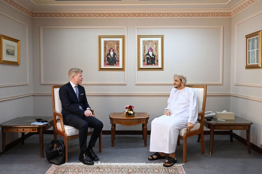 Political Undersecretary receives UN Envoy to Yemen Political Undersecretary receives UN Envoy to Yemen