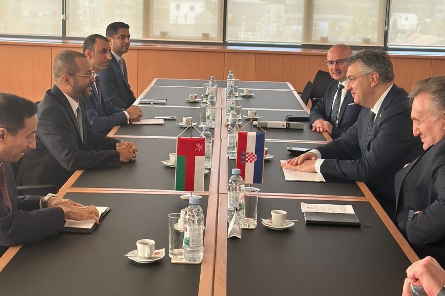 Foreign Minister meets Cotaian Prime Minister Foreign Minister meets Cotaian Prime Minister