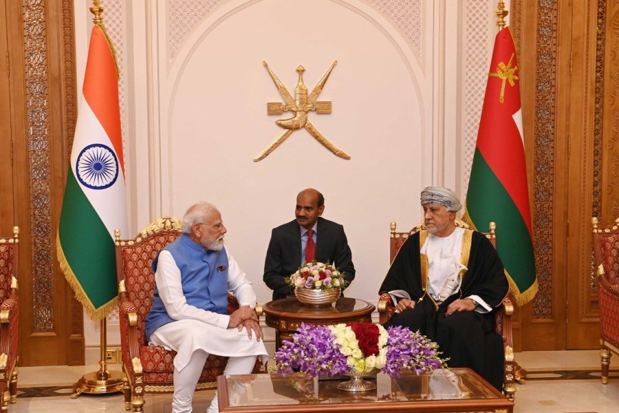 India 6 رئيسُ الوزراء الهندي يصل إلى سلطنة عُمان