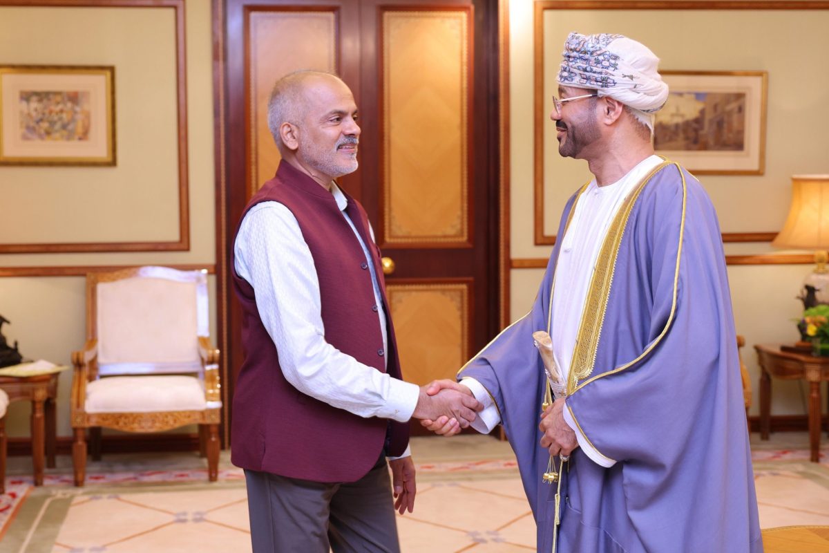 معالي السيد وزير الخارجية يستقبل السفير الهندي بمناسبة انتهاء مهام عمله