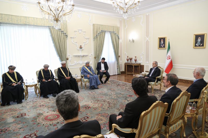 Iranian President receives Minister of Interior