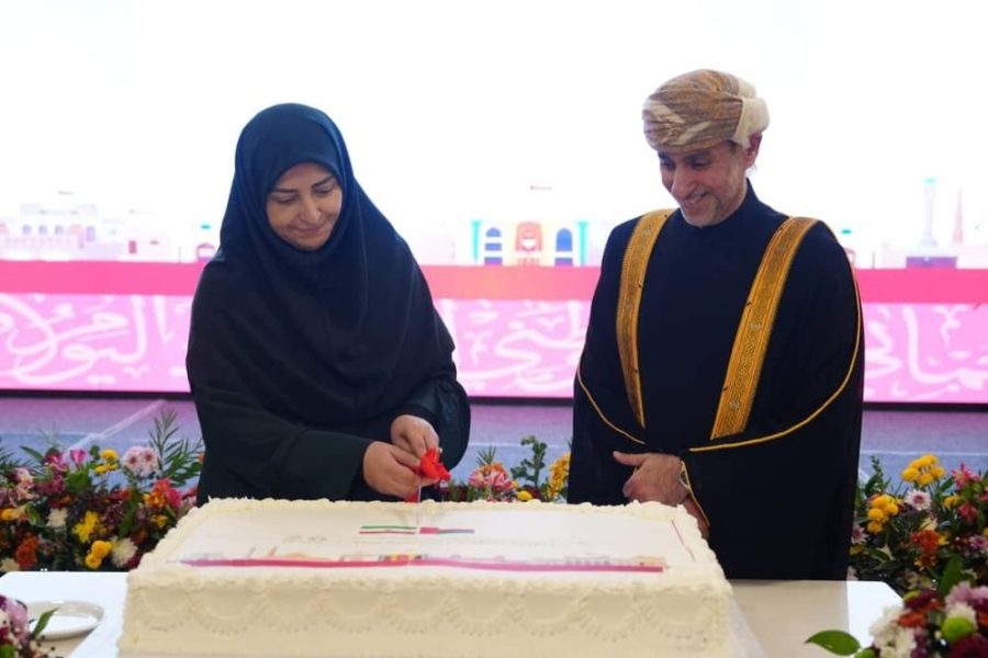 Iran: Foreign Minister attends Oman Embassy’s National Day celebration Iran: Foreign Minister attends Oman Embassy’s National Day celebration