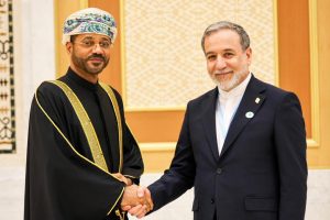 معالي السيد وزير الخارجية يبحث التعاون الثنائي مع نظيره الإيراني