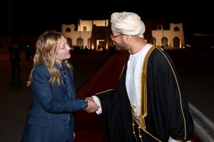 دولةُ رئيسة وزراء إيطاليا تغادر البلاد