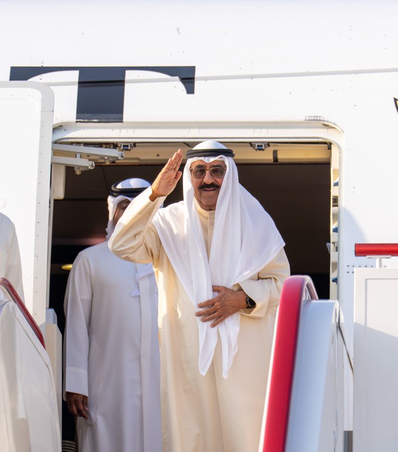 Amir of Kuwait concludes visit to Oman