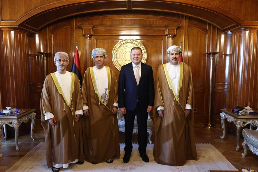 ليبيا: رئيس الحكومة يستقبل سفير سلطنة عمان لدى الجمهورية التونسية ليبيا: رئيس الحكومة يستقبل سفير سلطنة عمان لدى الجمهورية التونسية