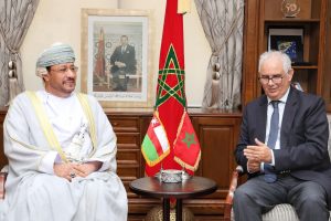 المغرب: وزير التجهيز والماء يستقبل سفير سلطنة عمان