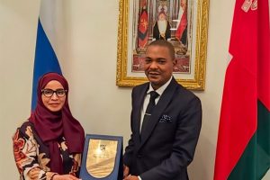 روسيا: السفارة تستقبل وفدا من طلاب جامعة صحار