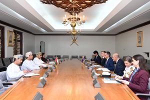 سلطنة عُمان وأستراليا تعقدان جلسة مباحثات سياسية