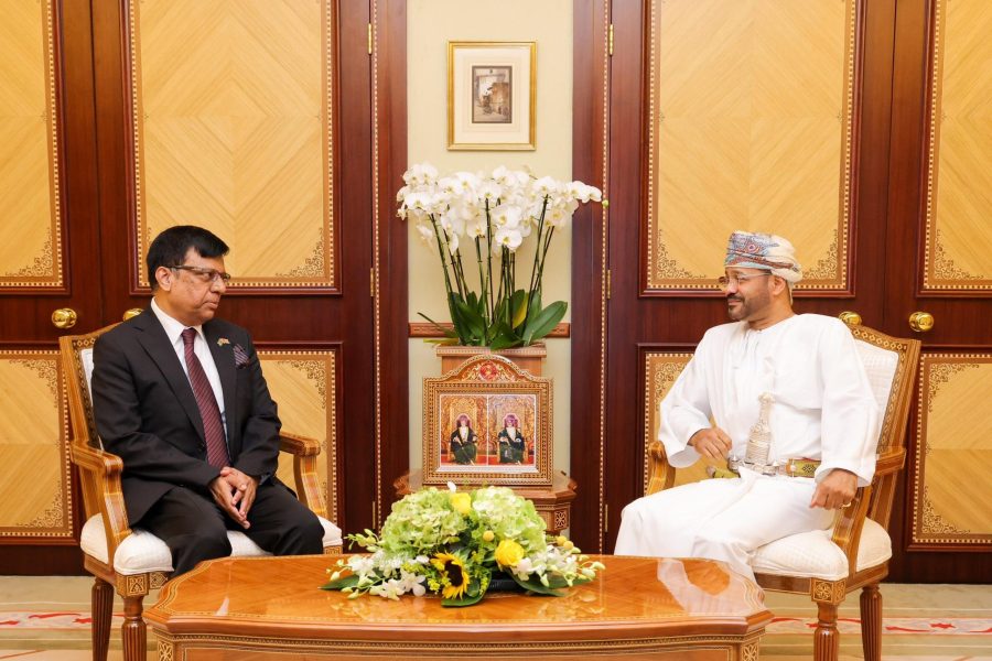 PHOTO-2024-11-18-12-05-42 (1) وزير الخارجية يودع السفير اسلام نظمول بفير بنغلاديش