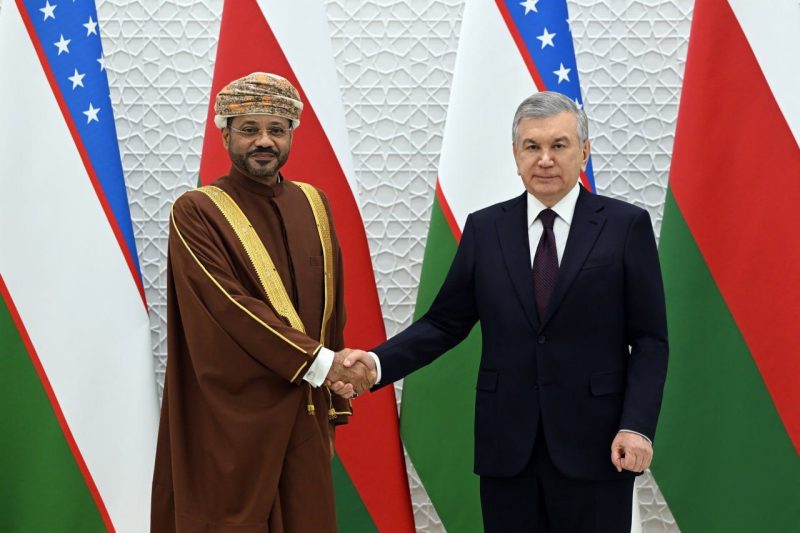 جلالة السلطان المعظّم يبعث رسالة خطية إلى فخامة رئيس جمهورية أوزبكستان