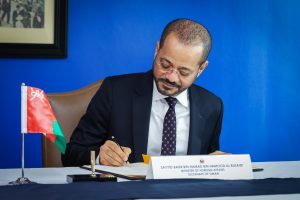 Oman, Philippines sign visa waiver for diplomatic, special, service passports