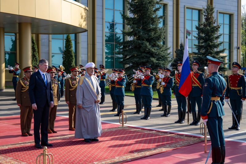 جلالةُ السُّلطان المعظّم يختم زيارته إلى موسكو