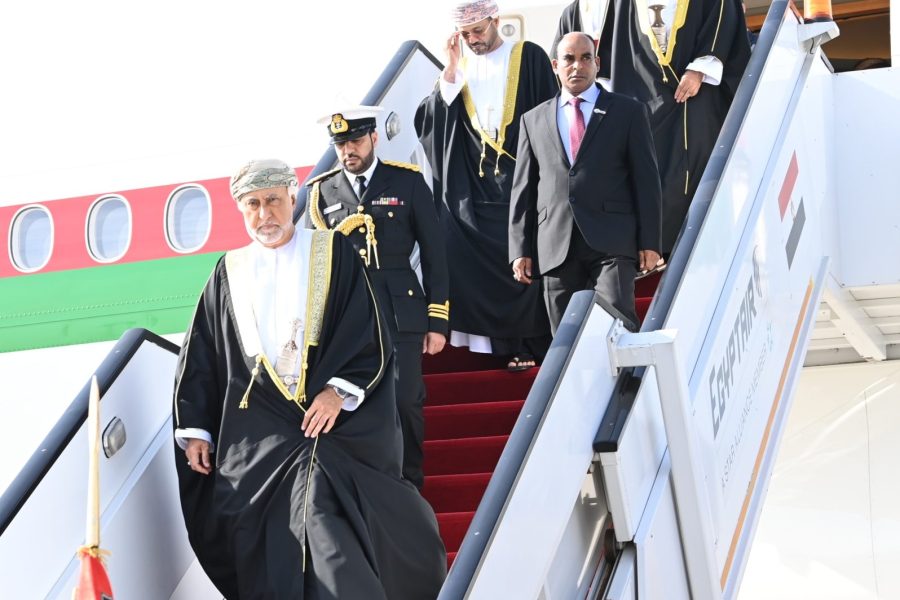 Sayyid Shihab arrives in Cairo for Peace Summit FM.gov.om