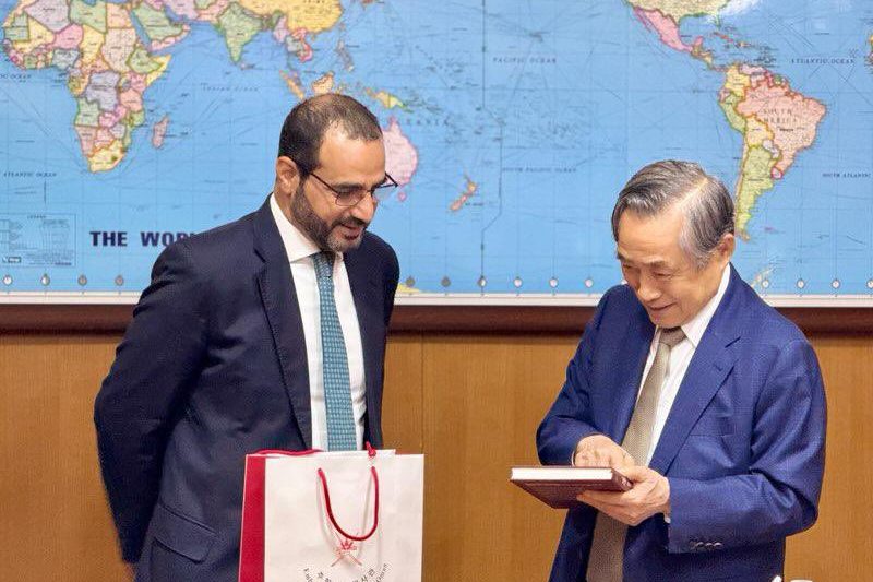 كوريا الجنوبية: سفير سلطنة عمان يلتقي مؤسس شركة SIGONG tech كوريا الجنوبية: سفير سلطنة عمان يلتقي مؤسس شركة SIGONG tech