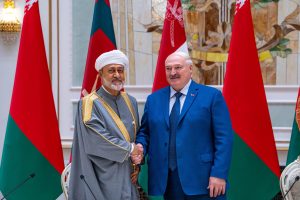جلالةُ السُّلطان المعظم والرئيسُ البيلاروسي يشهدان التّوقيع على عددٍ من الاتفاقيات ومذكّرات التّفاهم والتّعاون