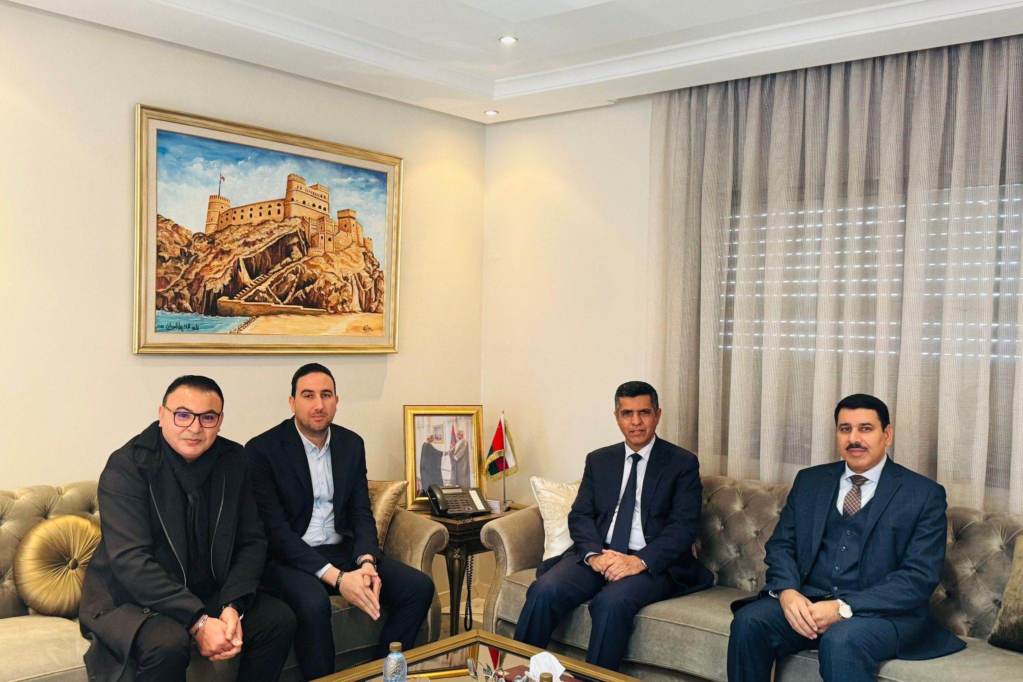 تونس: السفير يبحث فرص الاستثمار في المجال الطبي