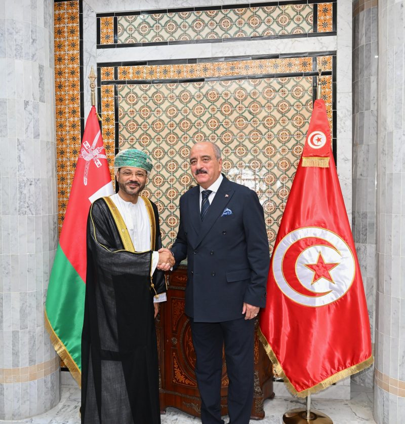 Oman and Tunisia hold political consultations in Tunis