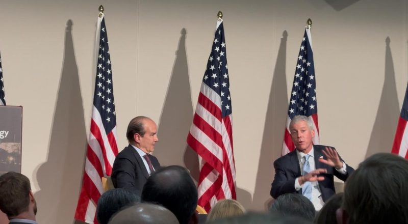 Washington: Embassy at Energy Industry Forum 