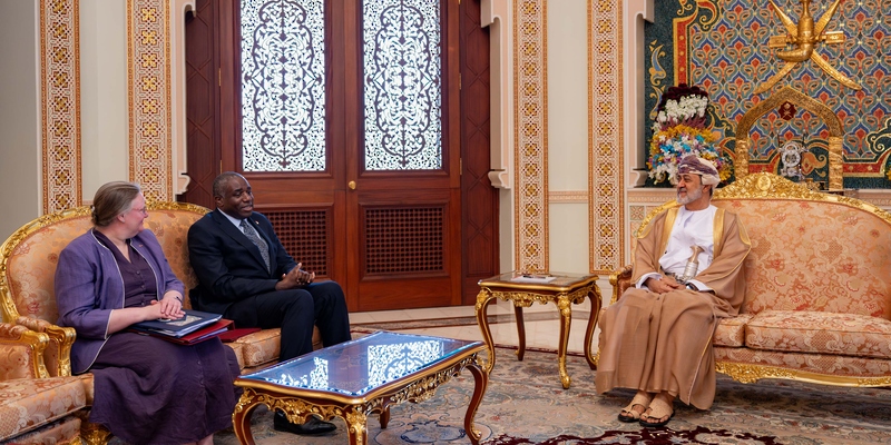 His Majesty receives UK Foreign Secretary